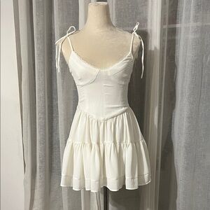 Tiger Mist Elegant White Dress